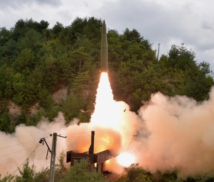 Corea del Norte dispara misil balístico no identificado al mar de Japón