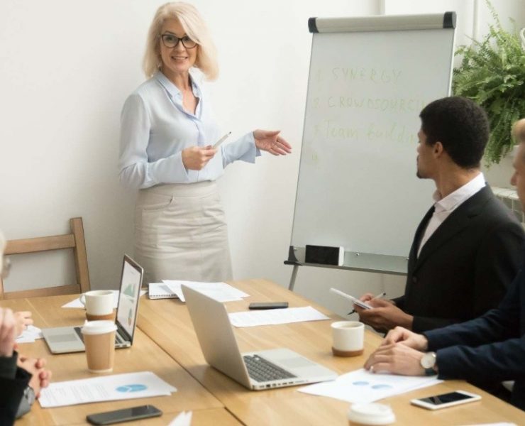 En consejos de administración hay una mujer por cada 10 integrantes