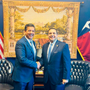 Realiza gobernador Cabeza de Vaca gira de trabajo en Washington