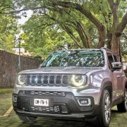 Jeep Renegade 2023: inyección de energía