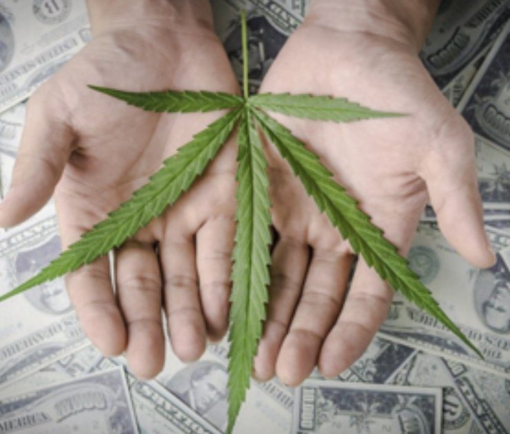 Biden perdona a todos los convictos por posesión de mariguana en EU