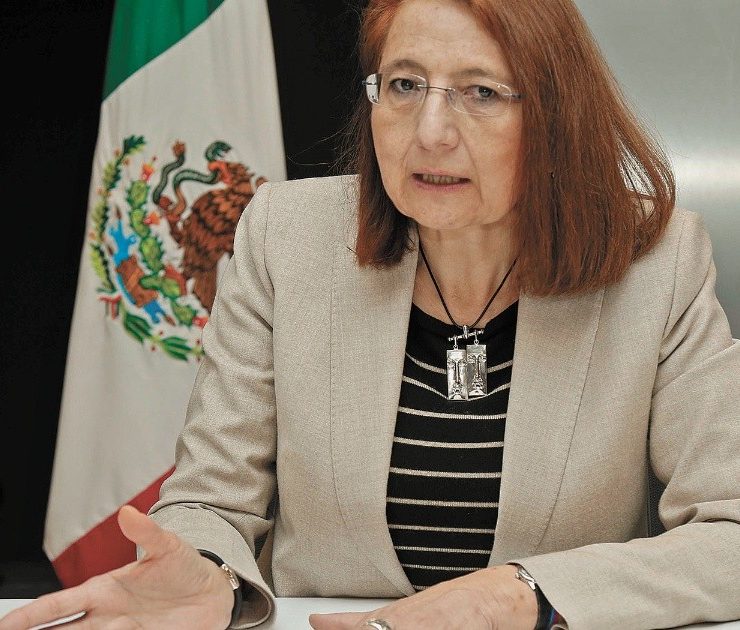 Con salida de Luz María de la Mora de Economía, ganan los rudos