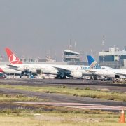 Delegación mexicana viajará a EU para buscar recuperar Categoría 1 de seguridad aérea: AMLO