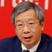 Es probable que jefe del Banco Central de China renuncie en medio de una remodelación