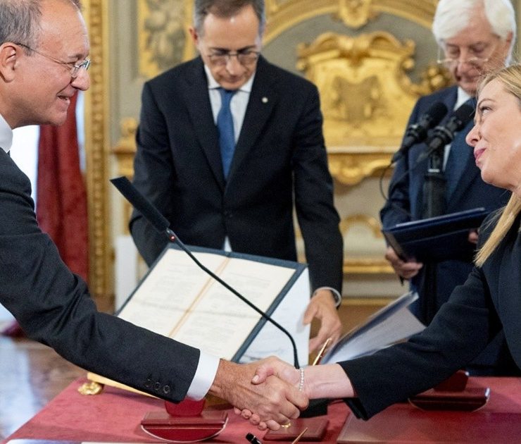 La ultraderechista Giorgia Meloni asume el gobierno de Italia