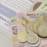 Retiros parciales por desempleo alcanzaron los 2,202 millones de pesos en septiembre; el mayor monto retirado