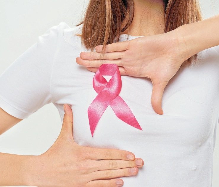 Seguro de gastos médicos urge contra el cáncer de mama