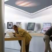 Apple planea abastecerse de chips fabricados en EU a partir de 2024