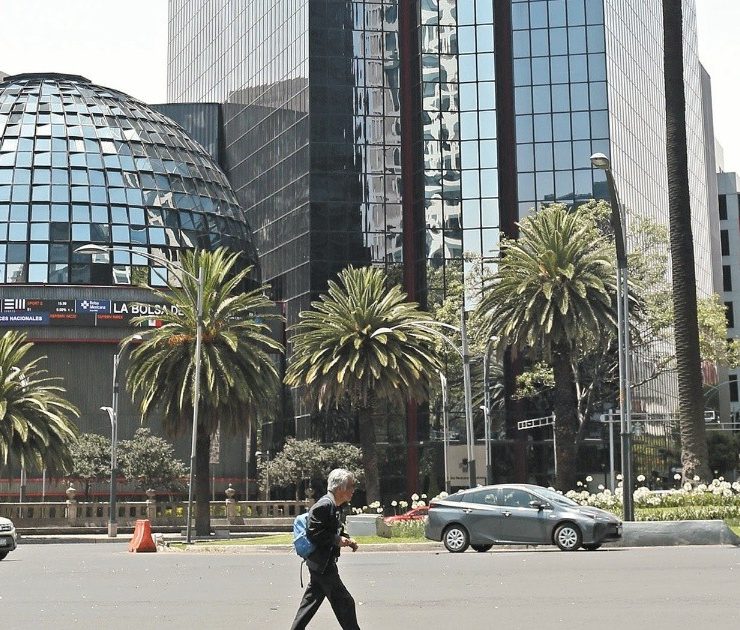 Bolsa mexicana avanza en la sesión, pero interrumpe racha de ganancias semanales