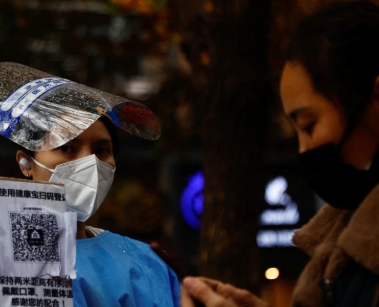 China seguirá afinando las medidas contra la Covid-19