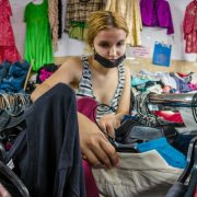 Crece la ola del mercado de segunda mano (y Zara se apunta al carro)