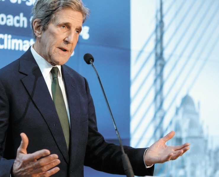 El emisario del clima de EU, John Kerry, da positivo a Covid-19 en la COP27