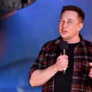 Musk restablece ciertas cuentas de Twitter pero sigue sin decidir sobre la de Trump