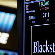 Blackstone suspende los retiros de su fondo de inversión inmobiliaria de 69,000 millones de dólares