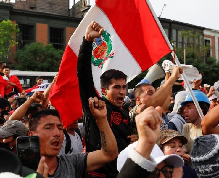 La economía de Perú es un edificio anti terremotos políticos