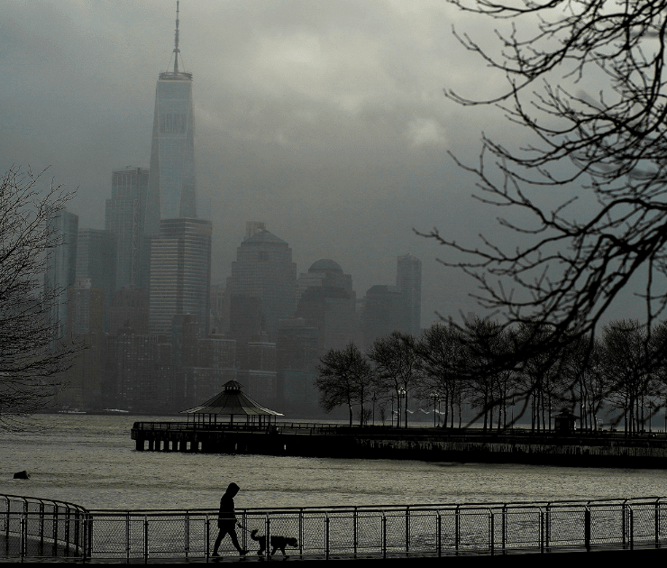 Tormenta invernal deja sin electricidad a 1 millón de hogares en EU en víspera de Navidad