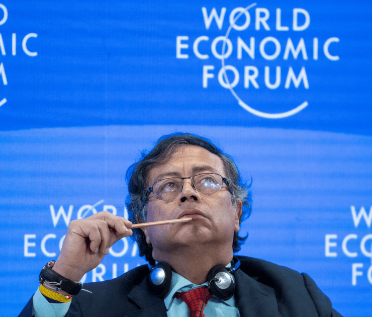 Colombia no dará nuevos contratos para exploración de gas y petróleo