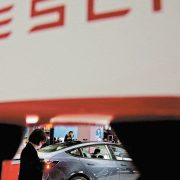 Los propietarios de Tesla en China protestan por los recortes de precios que se perdieron