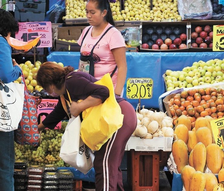 Precio de alimentos llevaron a la inflación a cerrar el 2022 en su mayor nivel en dos décadas