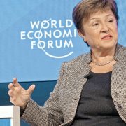 Recorta FMI expectativa del PIB mundial a 2.7%