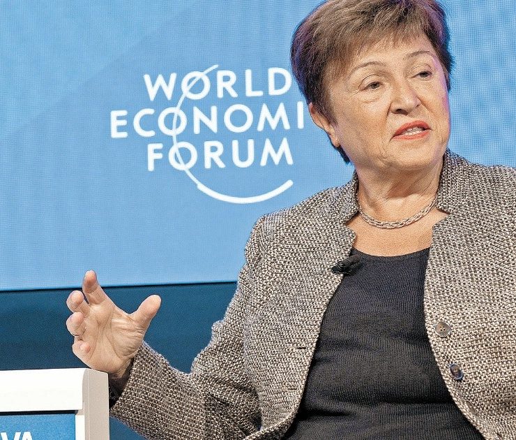 Recorta FMI expectativa del PIB mundial a 2.7%