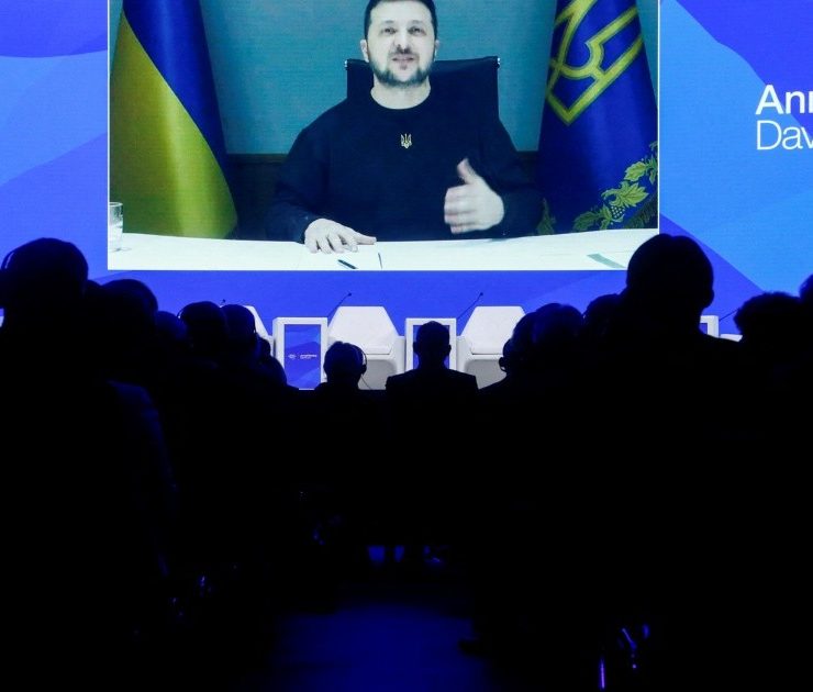 Zelenski pide en Davos "celeridad" en las decisiones para ayudar a Ucrania