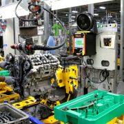 EU sorprende con la creación de 517,000 puestos y descenso del desempleo en enero