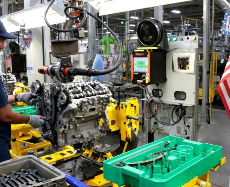 EU sorprende con la creación de 517,000 puestos y descenso del desempleo en enero