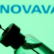 Gobierno de EU comprará 1.5 millones más de dosis de la vacuna contra Covid-19 de Novavax