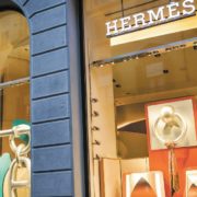 Grupo de lujo Hermès registra un año récord en 2022