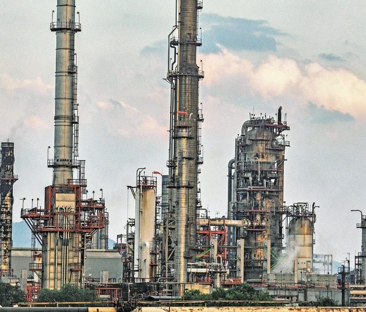 Pemex diversifica sus envíos de crudo fuera de EU