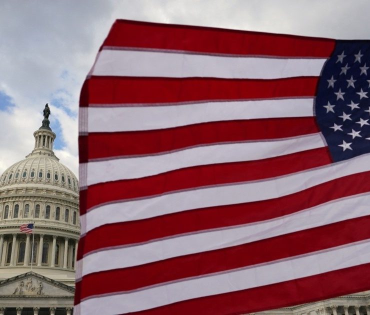 ¿Qué está detrás de los riesgos de una posible crisis de deuda en EE.UU.?