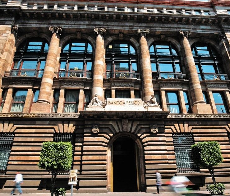 Banxico ajusta su expectativa de crecimiento para 2023 a 1.6% como escenario central y espera 1.8% en 2024