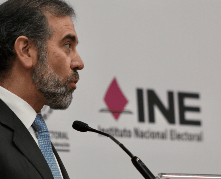 Lorenzo Córdova, presentó un voto concurrente, por considerar que si bien deben acatar la ley, viola el orden constitucional. Foto EE: Archivo