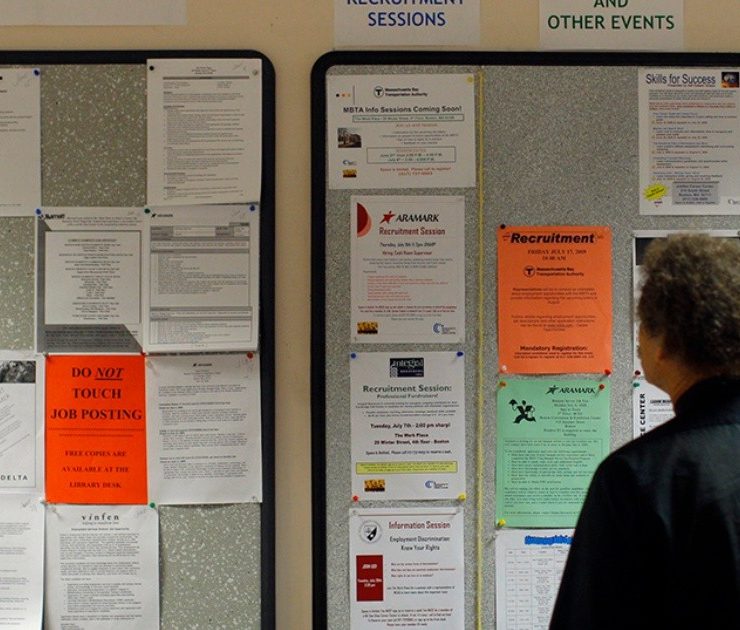 Sector privado de EU creó 242,000 puestos de trabajo en febrero