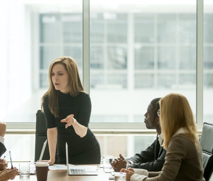 ¿Influyen los rasgos personales de los directivos en el riesgo de las empresas que gestionan?